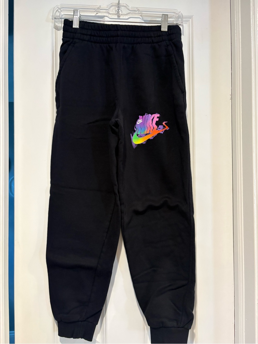 Nike Kids’ Sportswear Club Fleece Glitch Joggers Size Youth Large